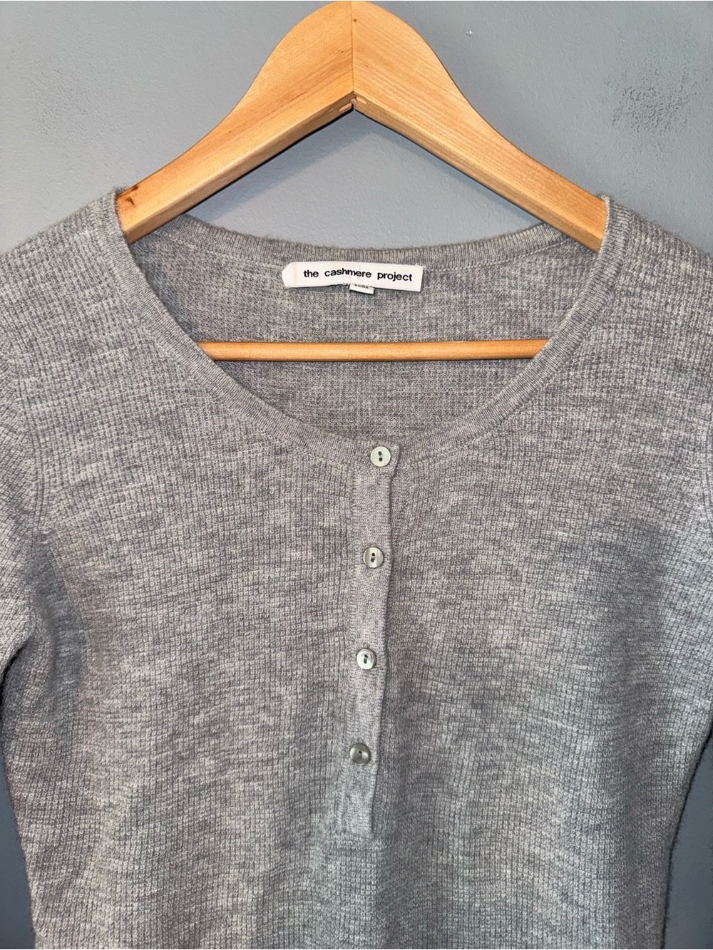 The Cashmere Project 100% Cashmere Henley style button down sweater - Picture 2 of 6
